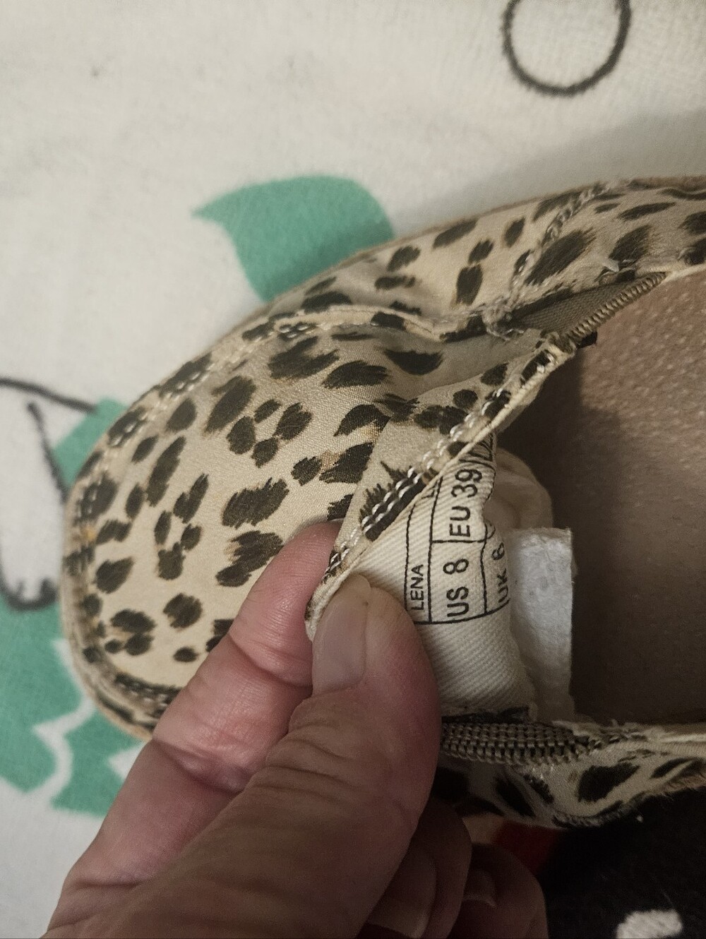 Womens Size 8 hey dudes. Leopard Print Slip-On Shoes - Beige - Picture 2 of 5